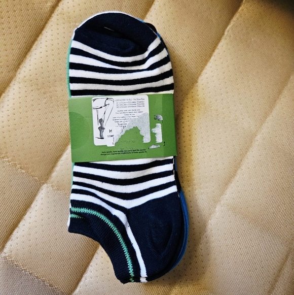 Kate Spade 3pk Low Cut or No Show Socks - Picture 6 of 16